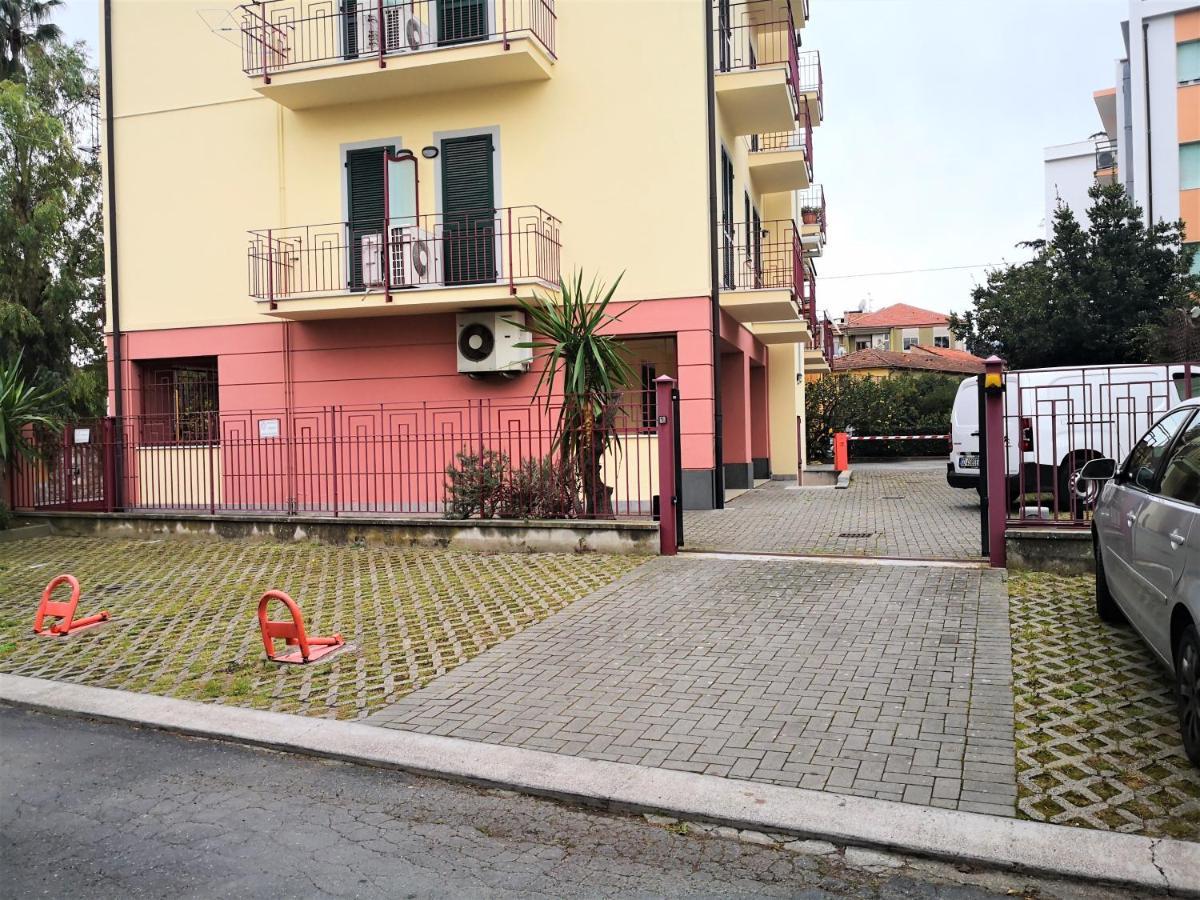 La Gardenia Vacanze Al Mare Diano Marina Exterior foto